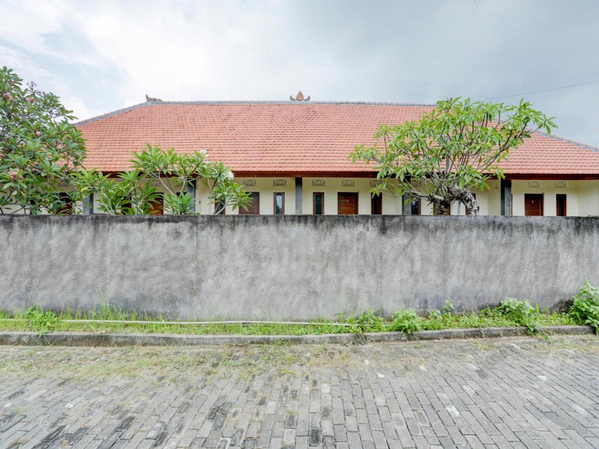Oyo 90711 Blembong Homestay Jimbaran Buitenkant foto