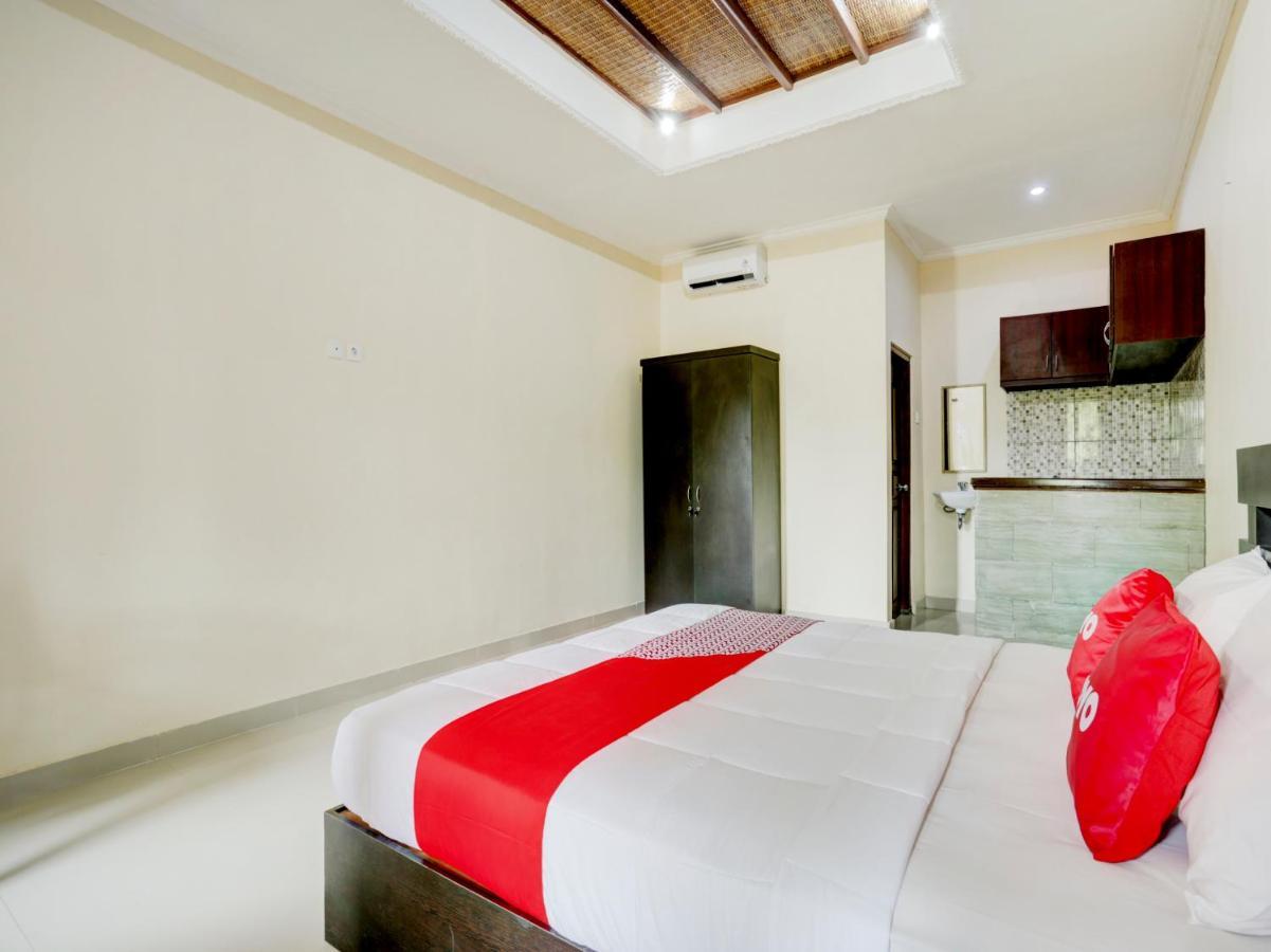 Oyo 90711 Blembong Homestay Jimbaran Buitenkant foto