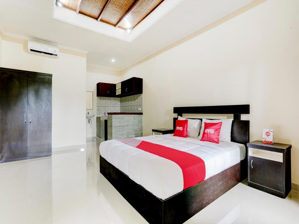 Oyo 90711 Blembong Homestay Jimbaran Buitenkant foto