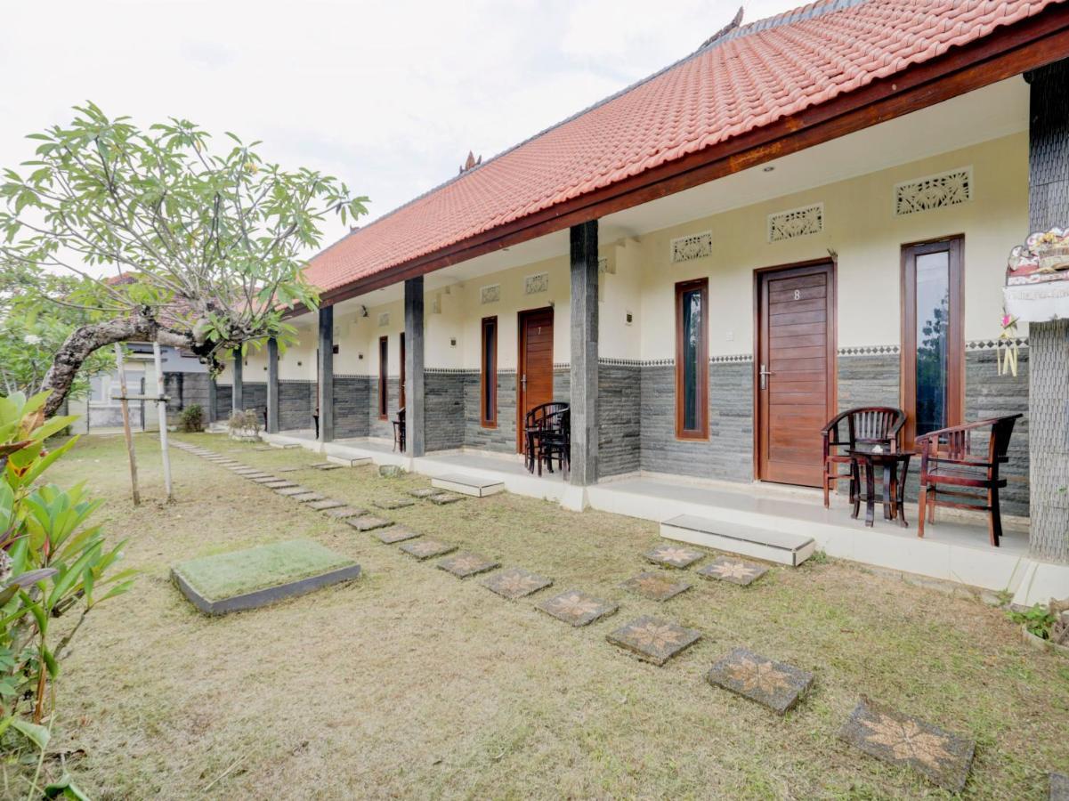 Oyo 90711 Blembong Homestay Jimbaran Buitenkant foto