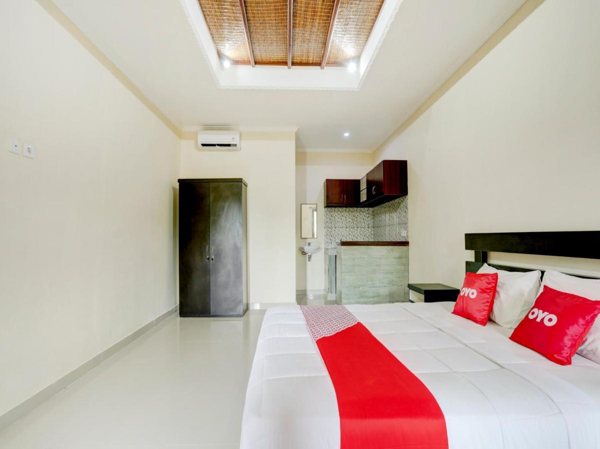 Oyo 90711 Blembong Homestay Jimbaran Buitenkant foto