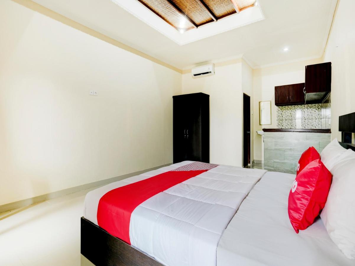 Oyo 90711 Blembong Homestay Jimbaran Buitenkant foto