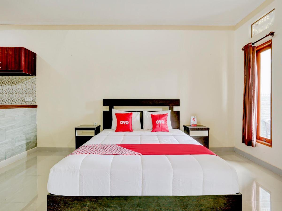 Oyo 90711 Blembong Homestay Jimbaran Buitenkant foto